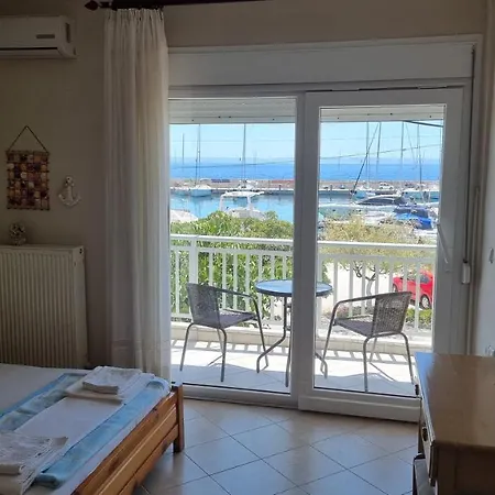 Maisonette 80 Sm In Nikitis Port Nikiti (Sithonia)