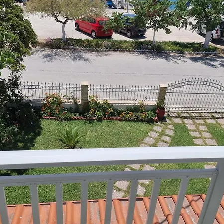 Maisonette 80 Sm In Nikitis Port *